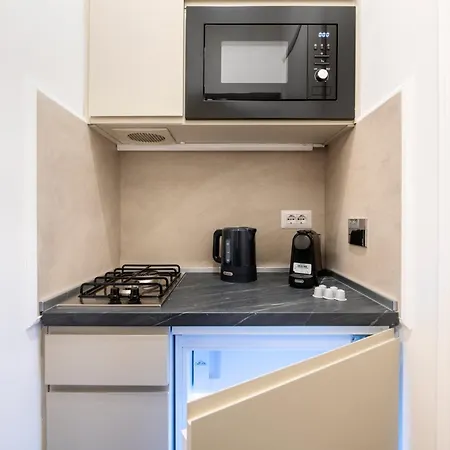 White Flat Termini-3